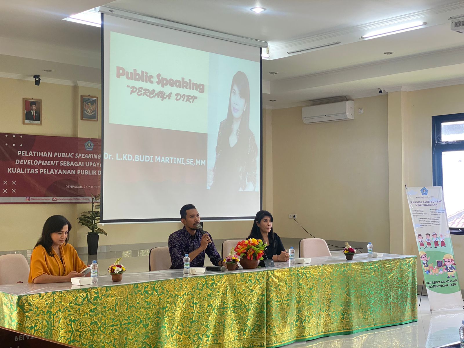 Tingkatkan Kualitas Pelayanan Publik, Kelurahan Panjer Gelar Seminar Public Speaking & Personality Development